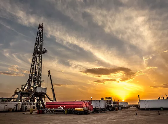 Oil and gas companies come to IPT Well Solutions for project supervision, including well cementing, frac stim consulting, and more.